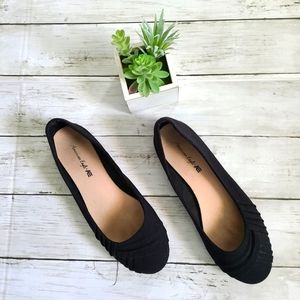 American Eagle Flat shoes